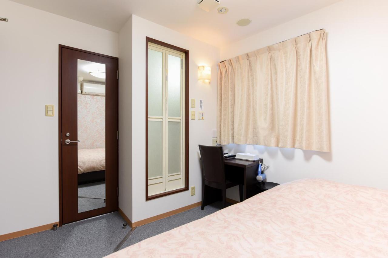 Otsuka Town Hotel Токио Екстериор снимка